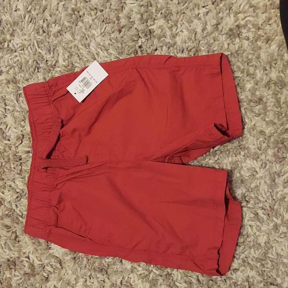 Old Navy Size 2T Shorts, Light burgundy color